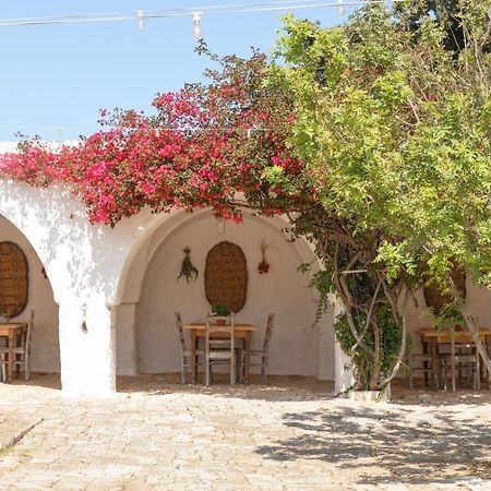 Masseria Eccellenza Pezze Di Greco Bagian luar foto