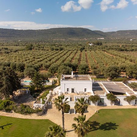 Masseria Eccellenza Pezze Di Greco Bagian luar foto