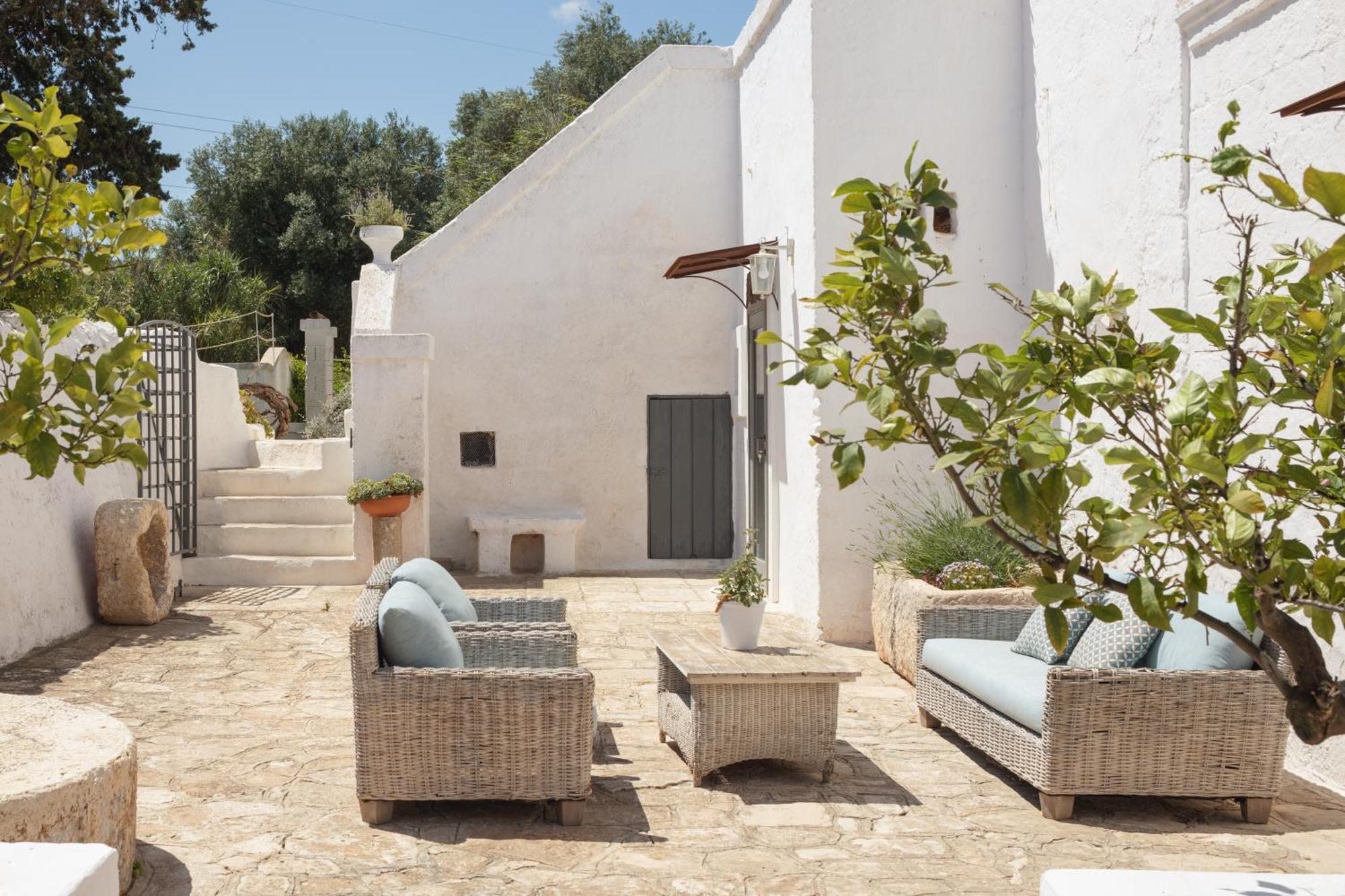 Masseria Eccellenza Pezze Di Greco Bagian luar foto