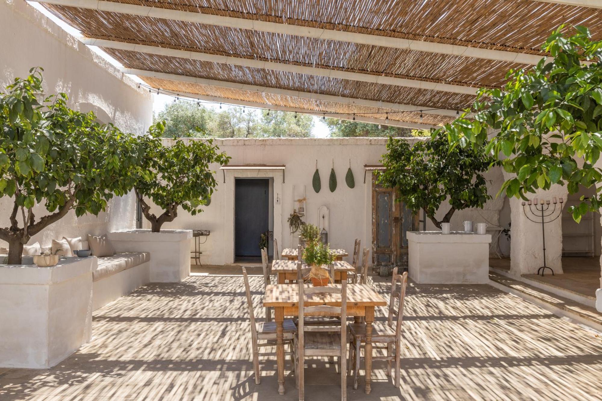 Masseria Eccellenza Pezze Di Greco Bagian luar foto