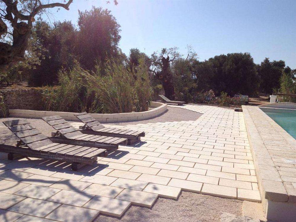 Masseria Eccellenza Pezze Di Greco Bagian luar foto