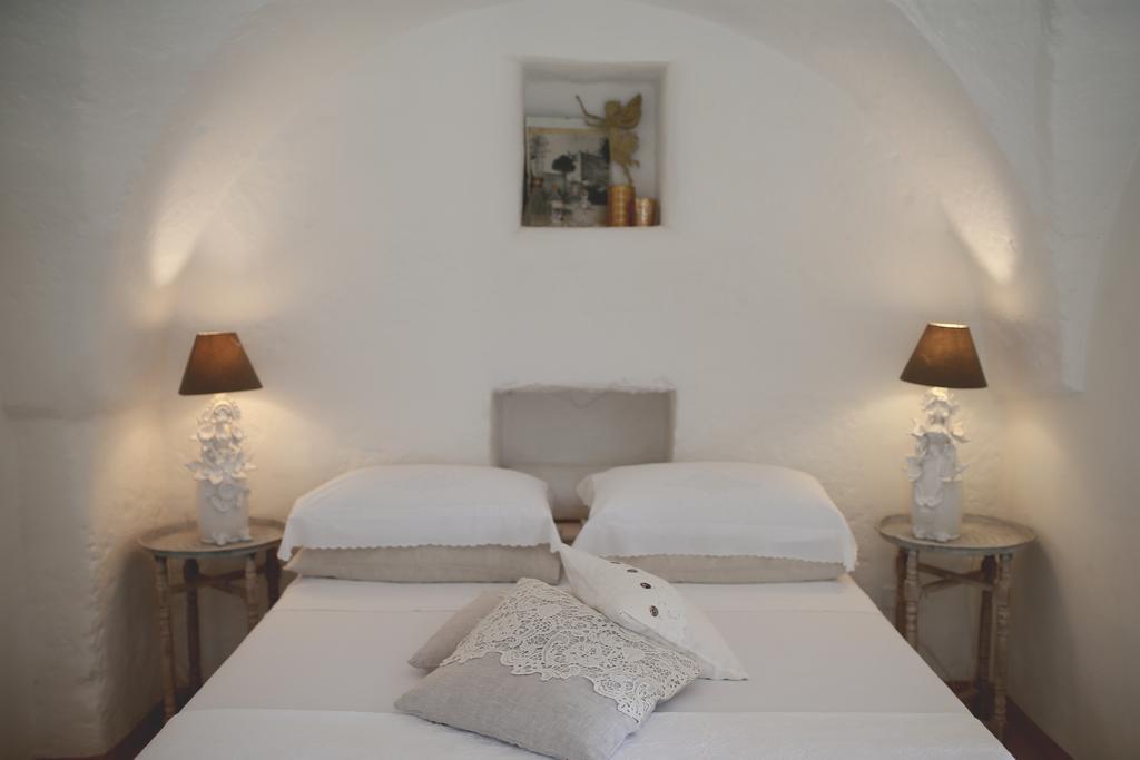 Masseria Eccellenza Pezze Di Greco Bagian luar foto