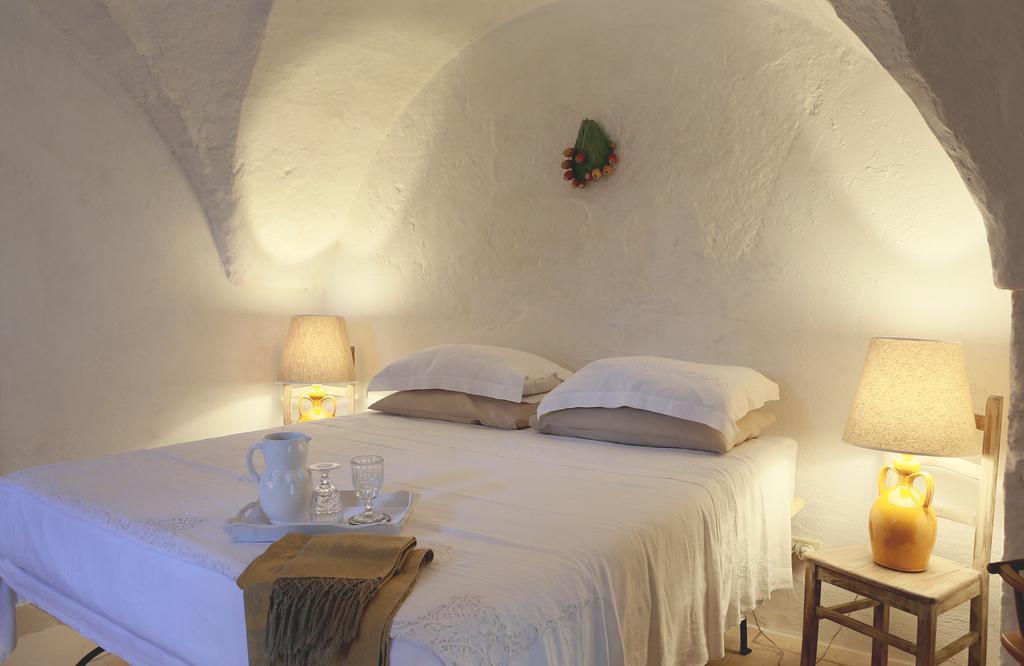 Masseria Eccellenza Pezze Di Greco Bagian luar foto